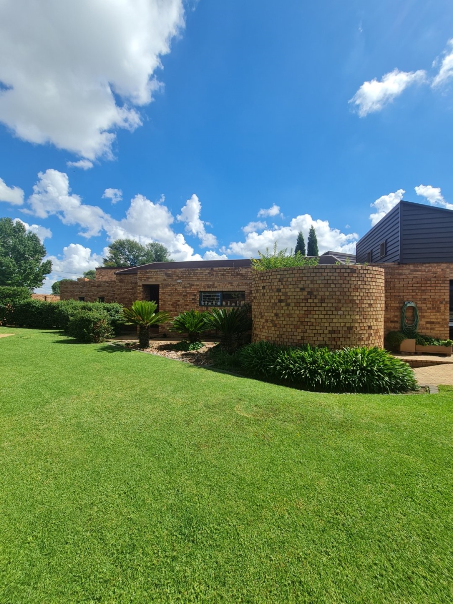 3 Bedroom Property for Sale in Sasolburg Free State